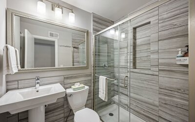 Brookwood Courtyard by BCA Furnished Apt