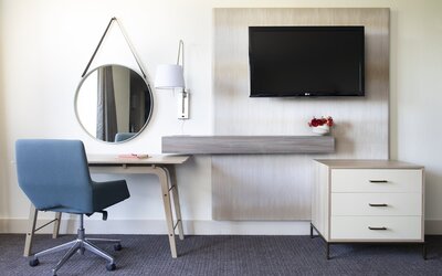 Crowne Plaza Atlanta Perimeter at Ravinia by IHG