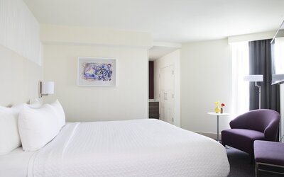 Crowne Plaza Atlanta Perimeter at Ravinia by IHG