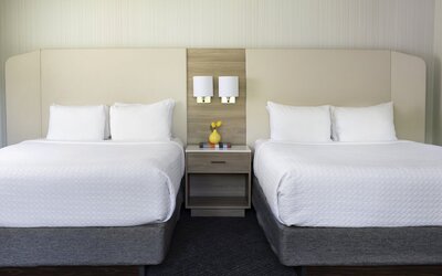 Crowne Plaza Atlanta Perimeter at Ravinia by IHG