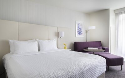 Crowne Plaza Atlanta Perimeter at Ravinia by IHG