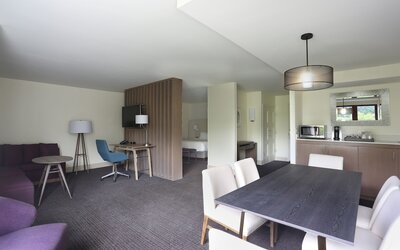 Crowne Plaza Atlanta Perimeter at Ravinia by IHG