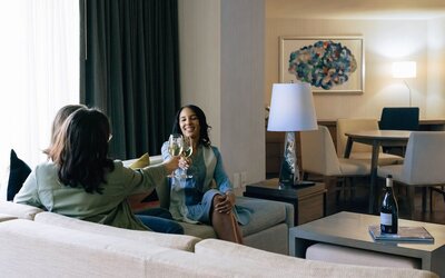 Crowne Plaza Atlanta Perimeter at Ravinia by IHG