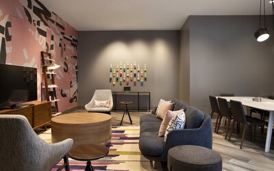 Crowne Plaza Atlanta Perimeter at Ravinia by IHG