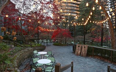 Crowne Plaza Atlanta Perimeter at Ravinia by IHG