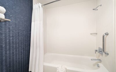 Fairfield Inn and Suites by Marriott Austin South