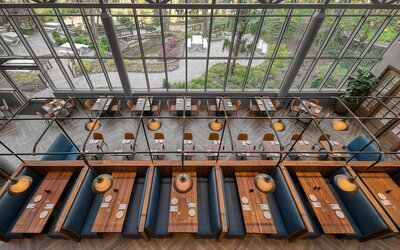 Crowne Plaza Atlanta Perimeter at Ravinia by IHG