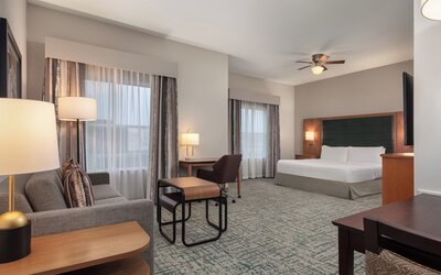 Homewood Suites by Hilton TechRidge Parmer @ I-35