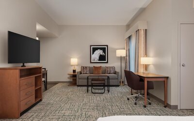 Homewood Suites by Hilton TechRidge Parmer @ I-35