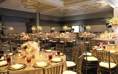 Crowne Plaza Atlanta Perimeter at Ravinia by IHG