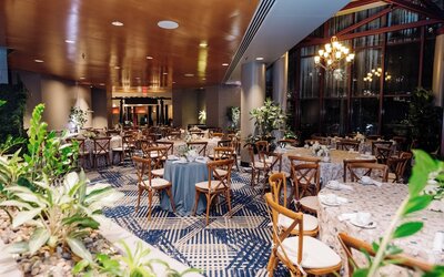 Crowne Plaza Atlanta Perimeter at Ravinia by IHG