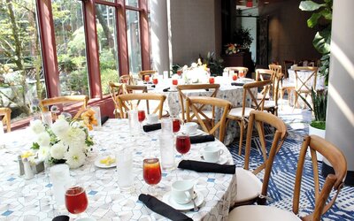 Crowne Plaza Atlanta Perimeter at Ravinia by IHG