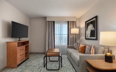 Homewood Suites by Hilton TechRidge Parmer @ I-35