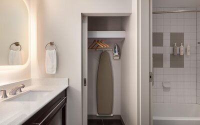 Homewood Suites by Hilton TechRidge Parmer @ I-35