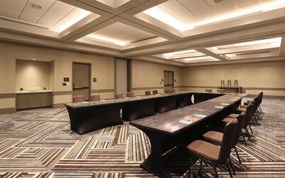 Crowne Plaza Atlanta Perimeter at Ravinia by IHG