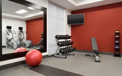 Homewood Suites by Hilton TechRidge Parmer @ I-35