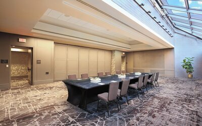 Crowne Plaza Atlanta Perimeter at Ravinia by IHG