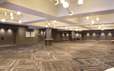 Crowne Plaza Atlanta Perimeter at Ravinia by IHG