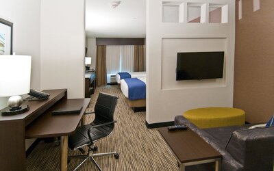 Holiday Inn Austin Airport by IHG