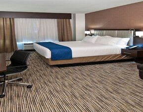 Holiday Inn Austin Airport by IHG