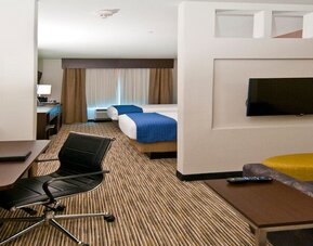 Holiday Inn Austin Airport by IHG