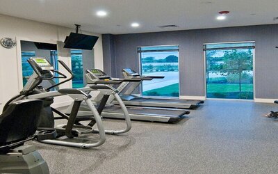 Holiday Inn Austin Airport by IHG