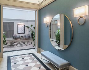 Hampton Inn & Suites Atlanta-Downtown