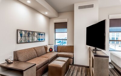 Hyatt House Nashville Downtown/Convention Center