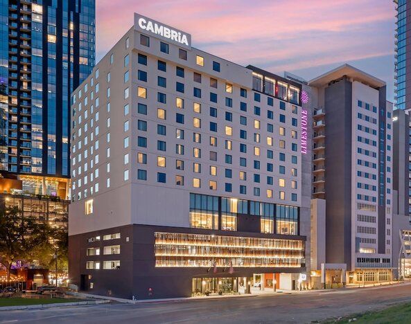 Cambria Hotel Austin Downtown