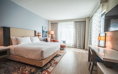 Cambria Hotel Austin Downtown