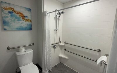 La Quinta Inn & Suites by Wyndham Nashville Airport