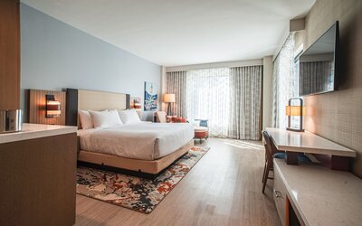 Cambria Hotel Austin Downtown