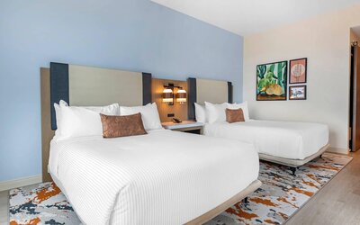 Cambria Hotel Austin Downtown