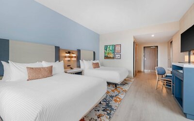 Cambria Hotel Austin Downtown