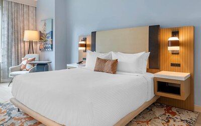Cambria Hotel Austin Downtown