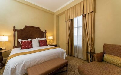 The Roosevelt New Orleans, A Waldorf Astoria Hotel