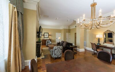 The Roosevelt New Orleans, A Waldorf Astoria Hotel