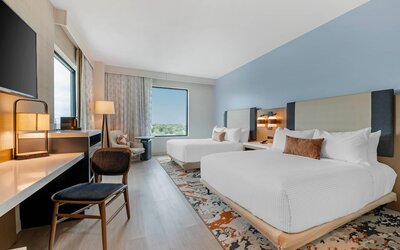 Cambria Hotel Austin Downtown