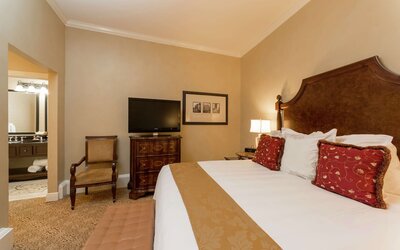 The Roosevelt New Orleans, A Waldorf Astoria Hotel