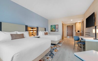 Cambria Hotel Austin Downtown