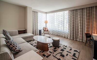 Cambria Hotel Austin Downtown