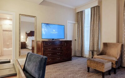 The Roosevelt New Orleans, A Waldorf Astoria Hotel
