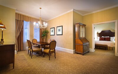 The Roosevelt New Orleans, A Waldorf Astoria Hotel