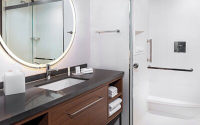 Courtyard by Marriott Atlanta Midtown