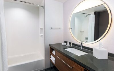 Courtyard by Marriott Atlanta Midtown