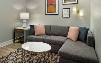 Courtyard by Marriott New Orleans French Quarter/Iberville