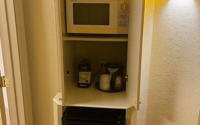 La Quinta Inn & Suites by Wyndham Atlanta Ballpark/Galleria