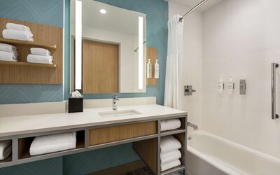 Room, 2 Queen Beds