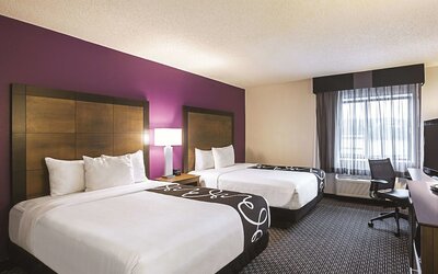 La Quinta Inn & Suites by Wyndham Atlanta Midtown - Buckhead
