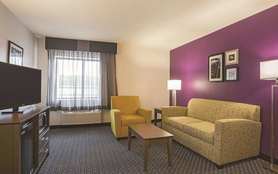 La Quinta Inn & Suites by Wyndham Atlanta Midtown - Buckhead